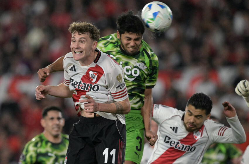 Con mucho sufrimiento, River sigue adelante en la Copa Libertadores